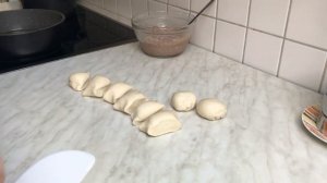 ЧЕБУРЕКИ: ПРОЩЕ НЕ КУДА. ОЧЕНЬ УДАЧНЫЙ РЕЦЕПТ ТЕСТА! ХРУСТЯЩИЕ И ПУЗЫРЧАТЫЕ ЧЕБУРЕКИ!