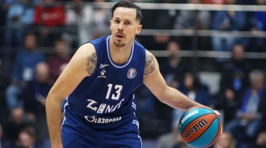 Баскетболиста Тома Эртеля исключили из сборной Франции из-за игры за ...