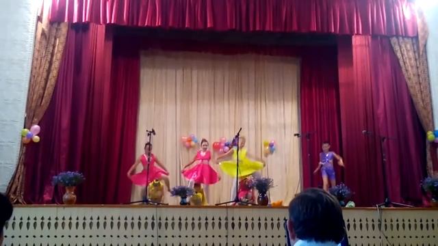 танец ко дню матери смотреть онлайн