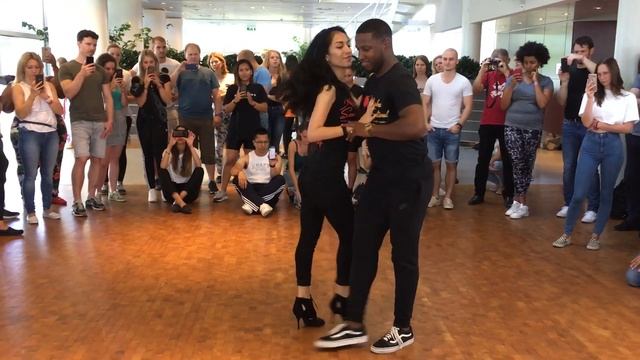 Dwé & Gaby dancing Urban Kiz at I Love Kizomba Festival 2019 (Eindhoven) смотреть онлайн