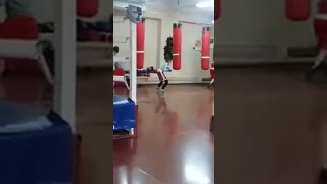 Максим Чемезов. Работа на мешке.