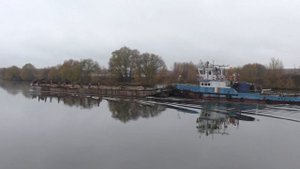 Буксир-толкач Адлер  (Тип: РП Проект: Р-14) с баржей 3623 идет вверх по Москва-реке