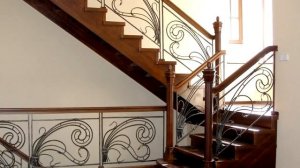 Перила 76  Лестничные перила в Днепропетровске фото перила для лестниц из дерева Днепр