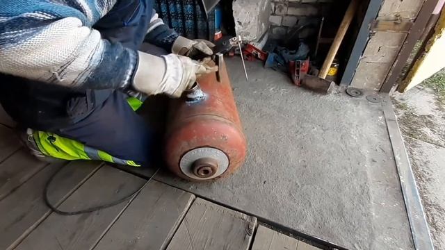 Гидравлический бак из газового баллона смотреть онлайн
