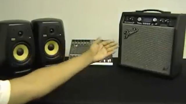 AmpliTube iRig Hardware Guided Tour Video - Plug your guitar into your iPhone and rock смотреть онлайн