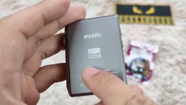 Ruizu A58 cao cấp 2024 - Nâng cấp Bluetooth 5.2 - Bộ nhớ 16gb - Chỉnh EQ nghe nhạc lossless - Type