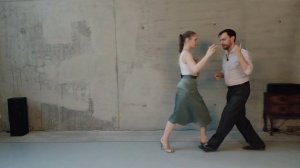 Easy Milonga Structure playing with Stops and Traspie | Tango Inside Out Vienna