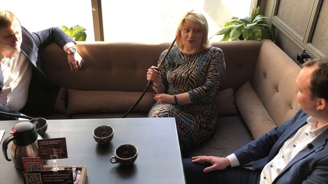 БЕСЕДЫ ЗА КАЛЬЯНОМ | Скандальный политик смотреть онлайн