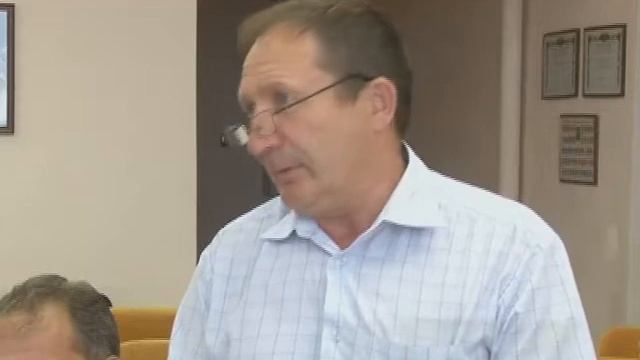 Виновных в срыве сроков ремонта теплосетей на ул. М. Горького накажут рублем смотреть онлайн