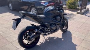 Exhaust on Kawasaki z800 “Leo-Vince” выхлоп на Кавасаки z800 Лео-Винчи. Video on IPhone 12 Pro-Max
