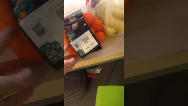 Покупка продуктов за границей в магазине Франции.Life in France смотреть онлайн