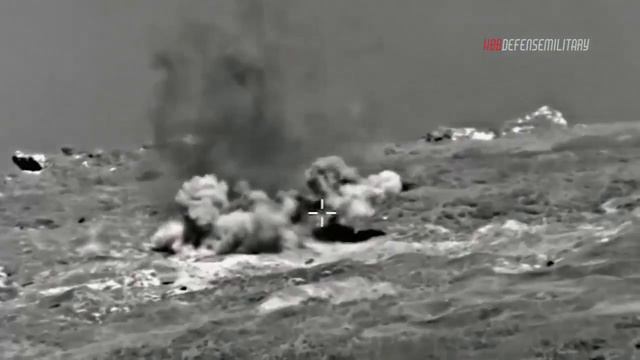 Royal Navy and attack group bombard the island in live-fire test смотреть онлайн