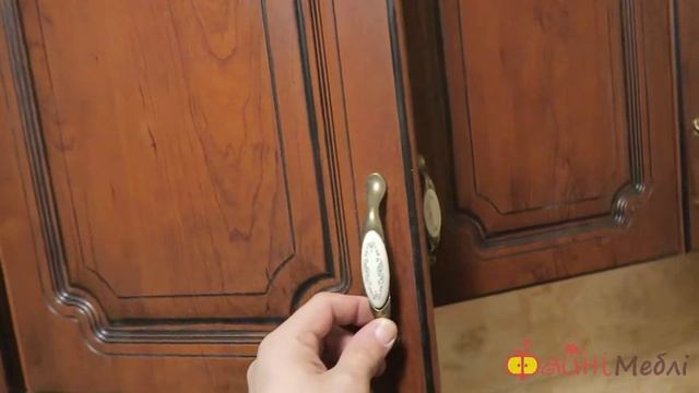 Кухня Платинум Кедр люкс патина. Фабрика Гарант смотреть онлайн