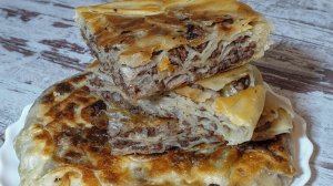Обалденная лепешка с мясом и луком