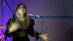 La Bachata Cover Versión Mujer - Karyme Larrea