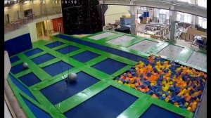 Ярбатут. Монтаж батутной арены и акробатического ковра. Timelaps