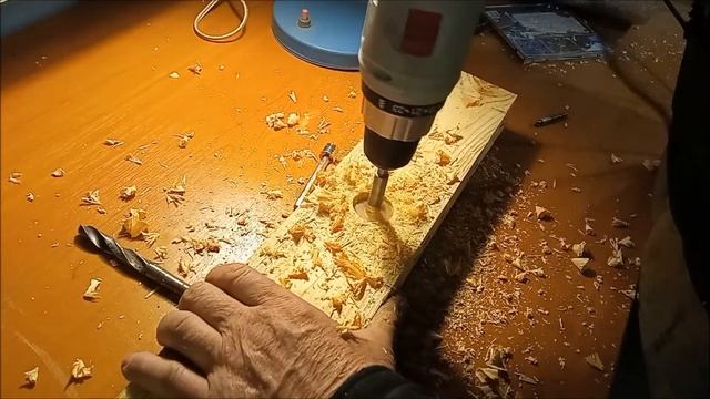 Электродрель шуруповерт Зубр ЗСШ300/2. Ссылка на отзыв в описании. смотреть онлайн