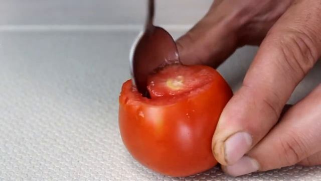 ФАРШИРОВАННЫЕ ПОМИДОРЫ В ДУХОВКЕ! ЗАКУСКА ИЗ ПОМИДОР! Сьедите Язык!