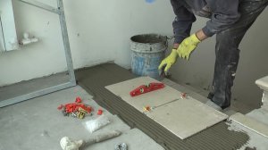 Укладка керамогранита на лестницы.(Стыковка).