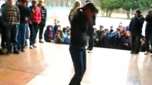 Battle Electro VS Breakdance 5v5 -2/2- [electro] смотреть онлайн