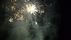 Запуск салюта на Новый 2014 Год