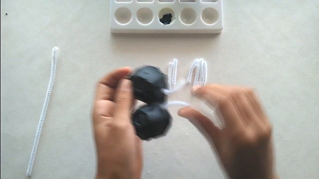 Manualidades para peques - 3 Manualidades con una huevera смотреть онлайн