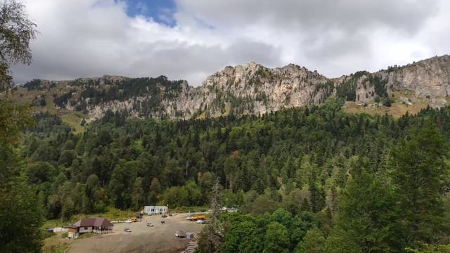 Горы в облаках смотреть онлайн