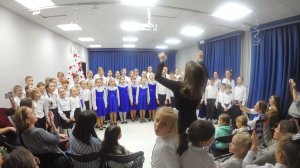 Муз. и сл. С. Смирнова "Не грусти, улыбнись и пой"