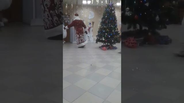 Дед мороз потерял подарок смотреть онлайн