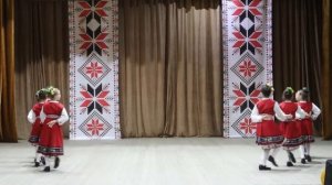 Ансамбль "Български извор" танец "Буенек", Тараклия