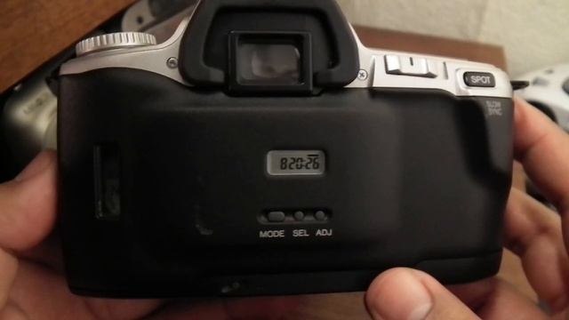 Minolta Maxxum STsi slr. AF (35mm. film) смотреть онлайн