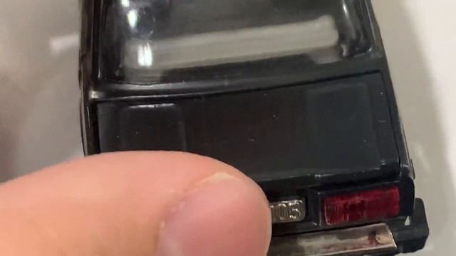РЕДКАЯ ЧЕРНАЯ ПЯТЕРКА ИЗ 90-Х! ОБЗОР МОДЕЛИ 1:43 ВАЗ 2105 | САРАТОВ | АГАТ ТАНТАЛ РАДОН смотреть онлайн