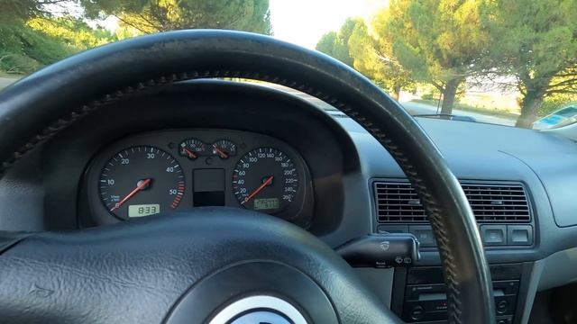 AVIS FIABILITE - VOLKSWAGEN GOLF 4 1.9 TDI - 280 000KMS смотреть онлайн