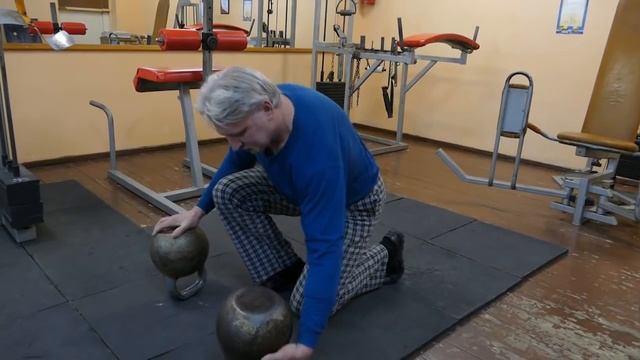 Необычные упражнения с гирями и отжимания 2016 смотреть онлайн