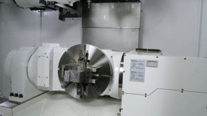 TAKUMI UC400 | 5-AXIS MACHINING CENTRE