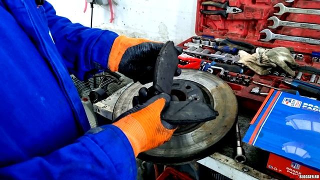 ЗАМЕНА ДИСКОВ НА АВТО: СТАВЛЮ ПЕРФОРИРОВАННЫЕ! смотреть онлайн