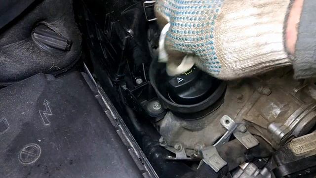 Mercedes Benz GL350 - Большое ТО и замена уплотнителей клапана ТНВД смотреть онлайн