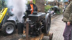 Запуск 1-цилиндрового немецкого дизельного двигателя 1949 года. Объем - 1 л., мощность 14 л.с.