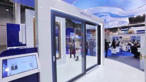 Панорамная дверь из профиля VEKA