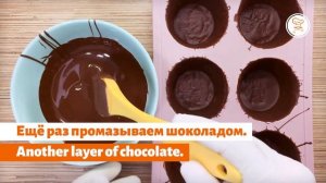 Как сделать творожные сырки с изюмом в шоколадной глазури