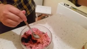 пельмени с начинкой из свинины и пекинской капусты