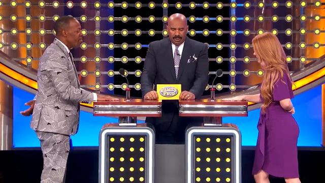 Steve Harvey sings The Temptations! смотреть онлайн