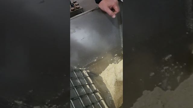 Просеивание льняной муки просеиватель МПС 141 ЛАККК смотреть онлайн