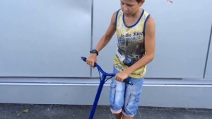 Обучение 180 градусов на самокате