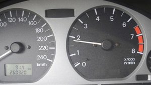 Mitsubishi Carisma (Провалы оборотов) при плавном нажатии педали акселератора.