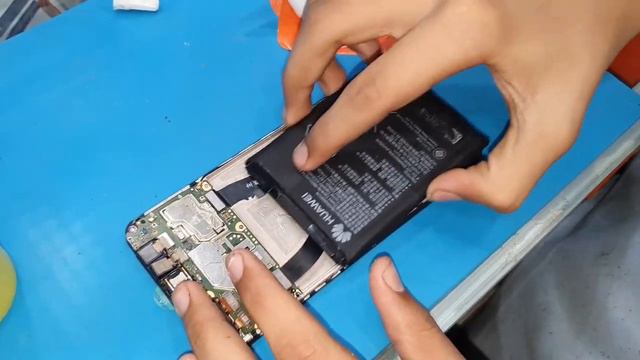 Замена экрана Huawei Y7 Prime Display and Touch Screen Glass Replacement  Huawei Y7 Prime