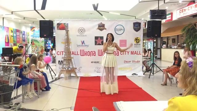 Zhanna ViM на телепроекте Школа Шоппера в Сити Молл смотреть онлайн