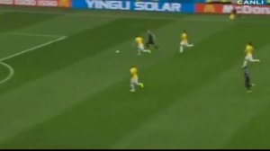 onsportnews.com - Brazil vs Netherlands Thiago Silva foul Yellow card Penalty episode