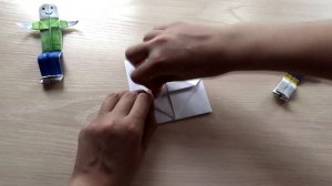 Как сделать прыгающего человечка из бумаги . A funny origami jumping man..