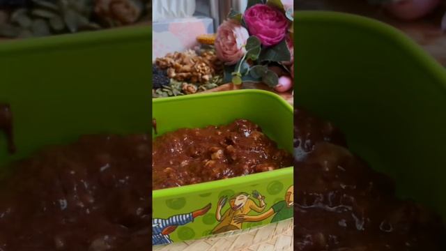 Очень простой и вкусный #кекс в микроволновке - понадобится всего пара минут и 4 ингредиента)